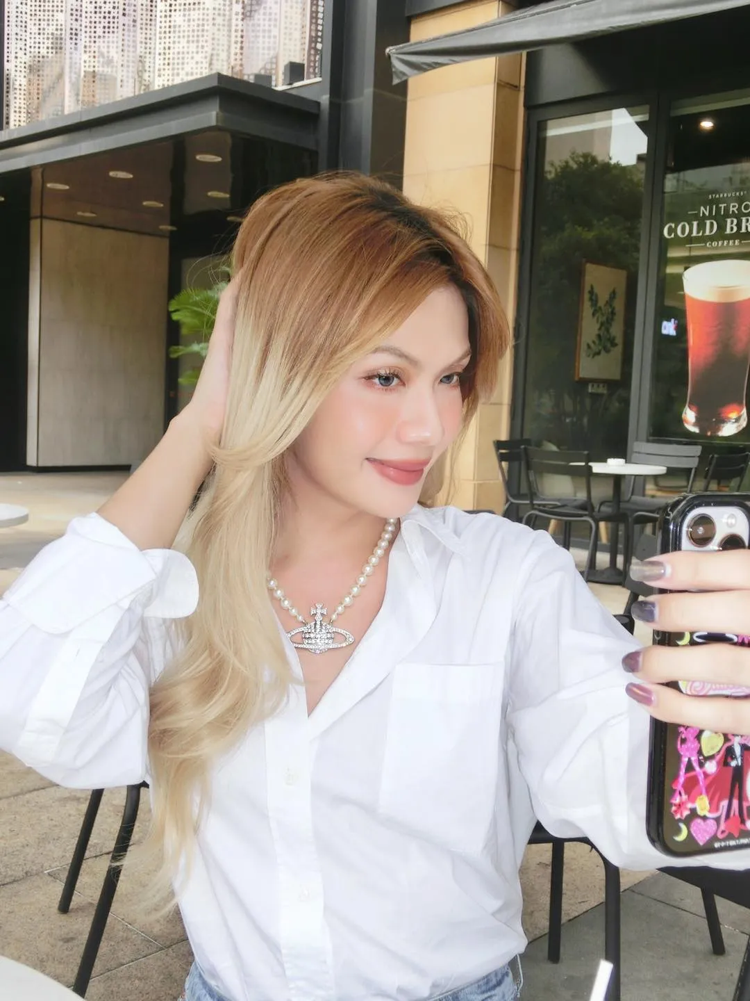 luna-dao-khoe-lay-out-chat-chem-sanh-vai-cung-mai-ngo-va-ky-duyen-duoc-vi-nhu-cong-chua-disney-4