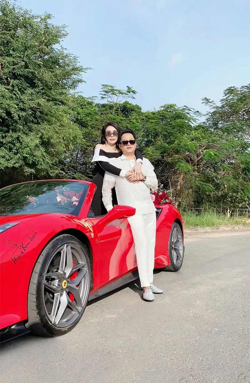 danh-tinh-sep-em-mailisa-cuc-hot-mxh-tu-tho-cat-toc-di-xin-gao-phat-len-tang-chong-dan-sieu-xe-200-ty-1