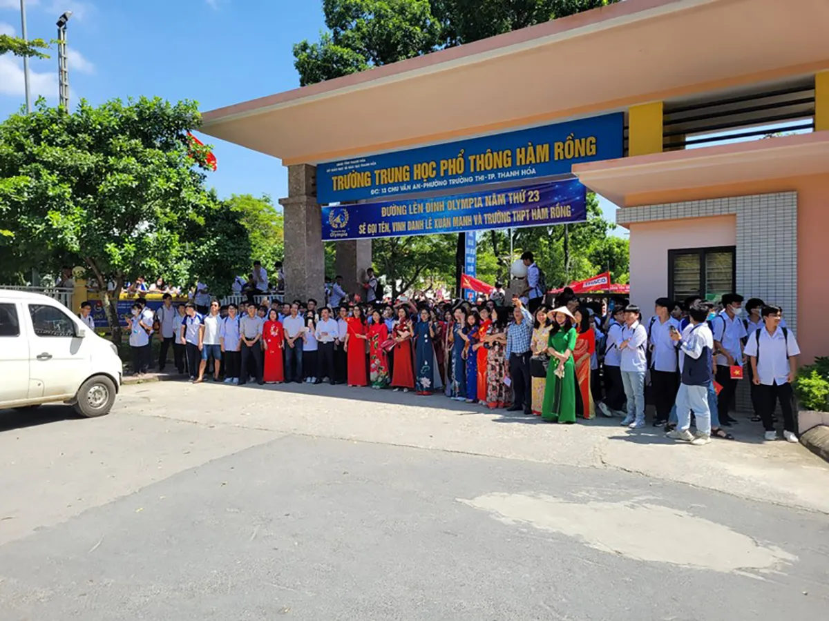 tranh-cai-so-tien-thuong-200-trieu-cua-quan-quan-duong-len-dinh-olympia-gap-doi-so-voi-hcv-olympic-quoc-te-5