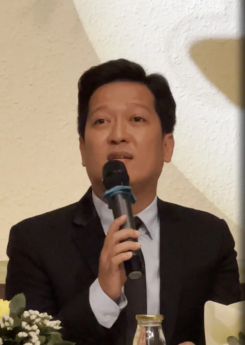truong-giang-vang-mat-luc-vo-sinh-noi-1-cau-khien-nha-phuong-nuoc-mat-lan-dai-bat-mi-sinh-be-thu-3-4