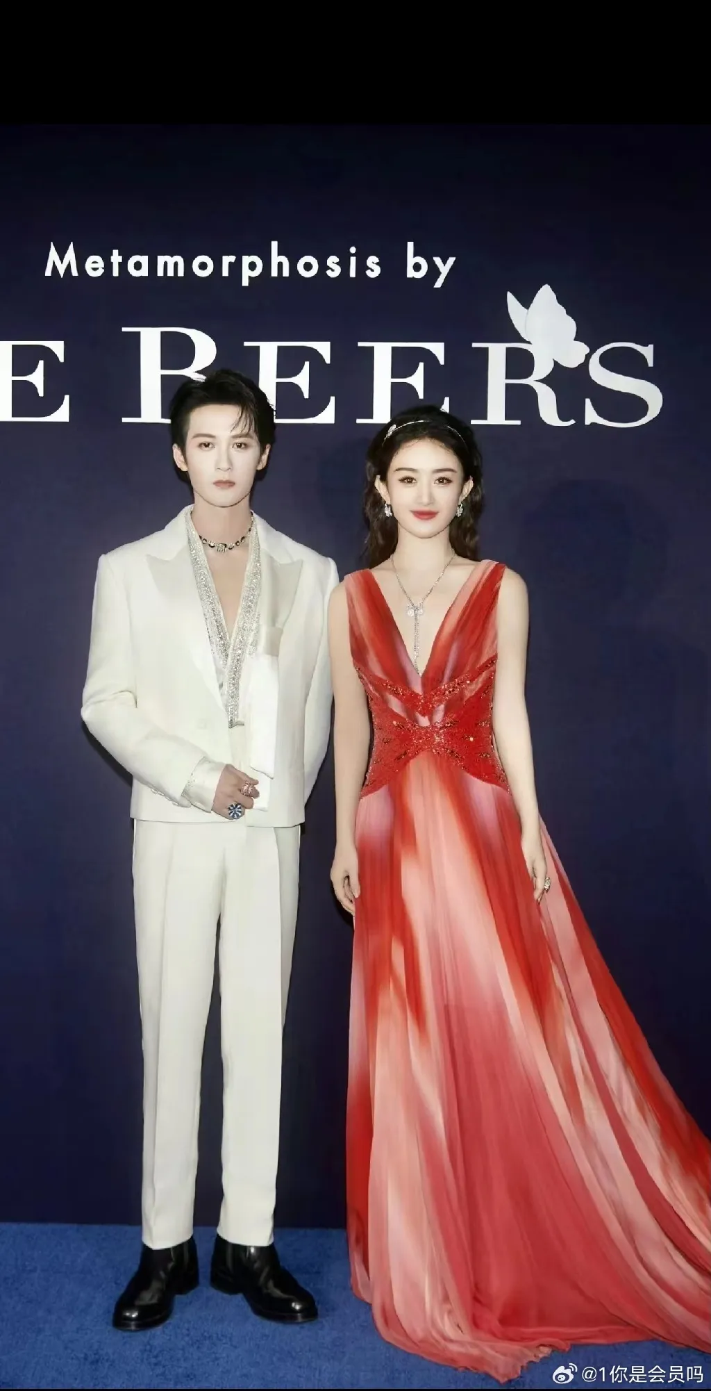 sao-nam-cuc-hot-trong-truong-tuong-tu-gay-tranh-cai-khi-cong-khai-noi-yeu-trieu-le-dinh-4