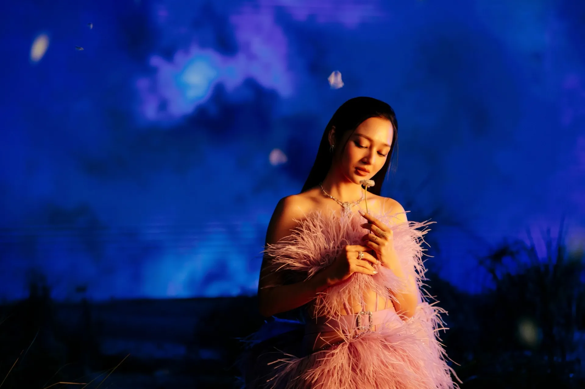 phan-ung-cua-netizen-viet-sau-mv-chi-dep-2023-len-song-so-voi-ban-trung-the-nao-10