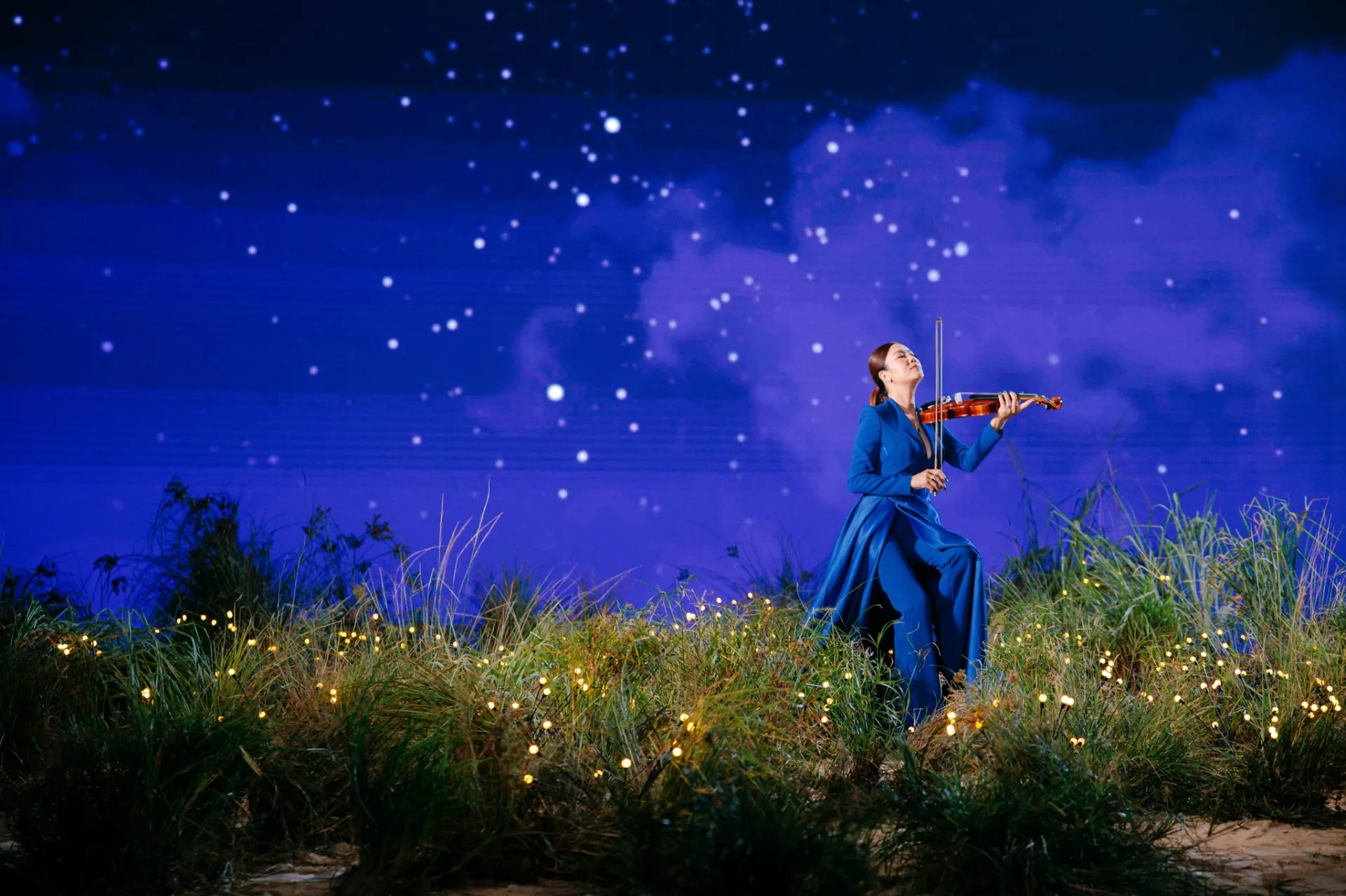 phan-ung-cua-netizen-viet-sau-mv-chi-dep-2023-len-song-so-voi-ban-trung-the-nao-11