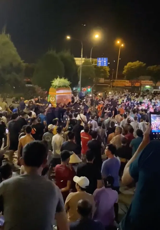 Ảnh chụp Màn hình 2023-10-21 lúc 21.44.52