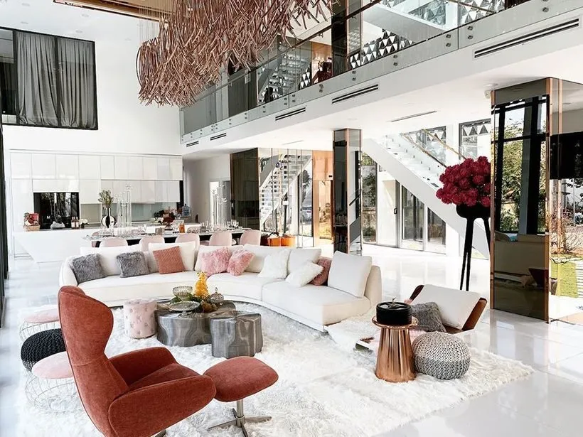 ngoc-trinh-bi-kham-xet-biet-thu-trieu-do-he-lo-khoi-tai-san-khong-lo-truoc-khi-bi-bat-2