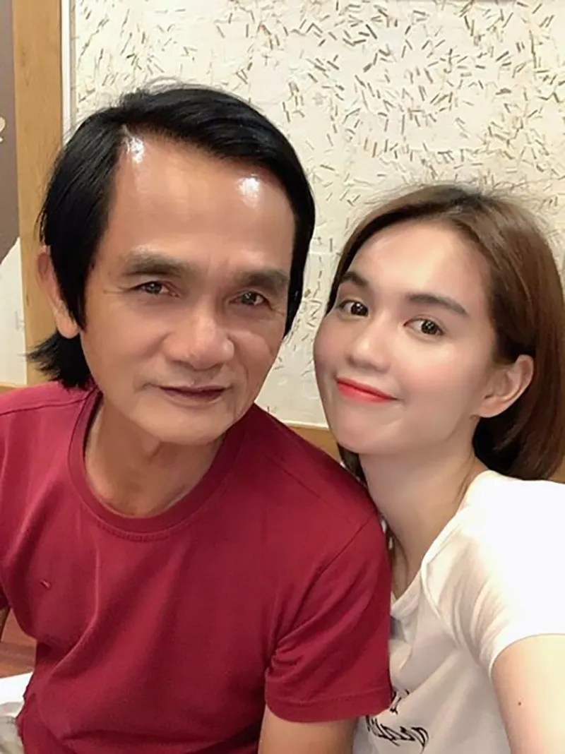 nguoi-dan-ong-ngoc-trinh-thuong-goi-la-dung-sau-su-doi-doi-cua-nguoi-mau-hien-tai-o-dau-va-ra-sao-2