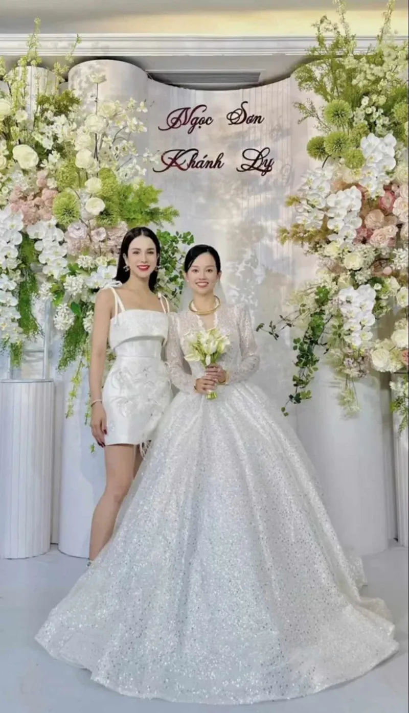 hot-girl-ly-kute-tai-hon-sau-8-nam-lam-me-don-than-ban-than-diep-lam-anh-xuc-dong-bat-khoc-2