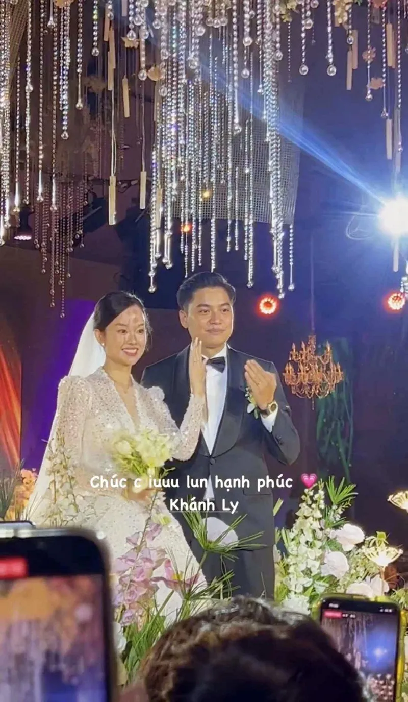 hot-girl-ly-kute-tai-hon-sau-8-nam-lam-me-don-than-ban-than-diep-lam-anh-xuc-dong-bat-khoc-4