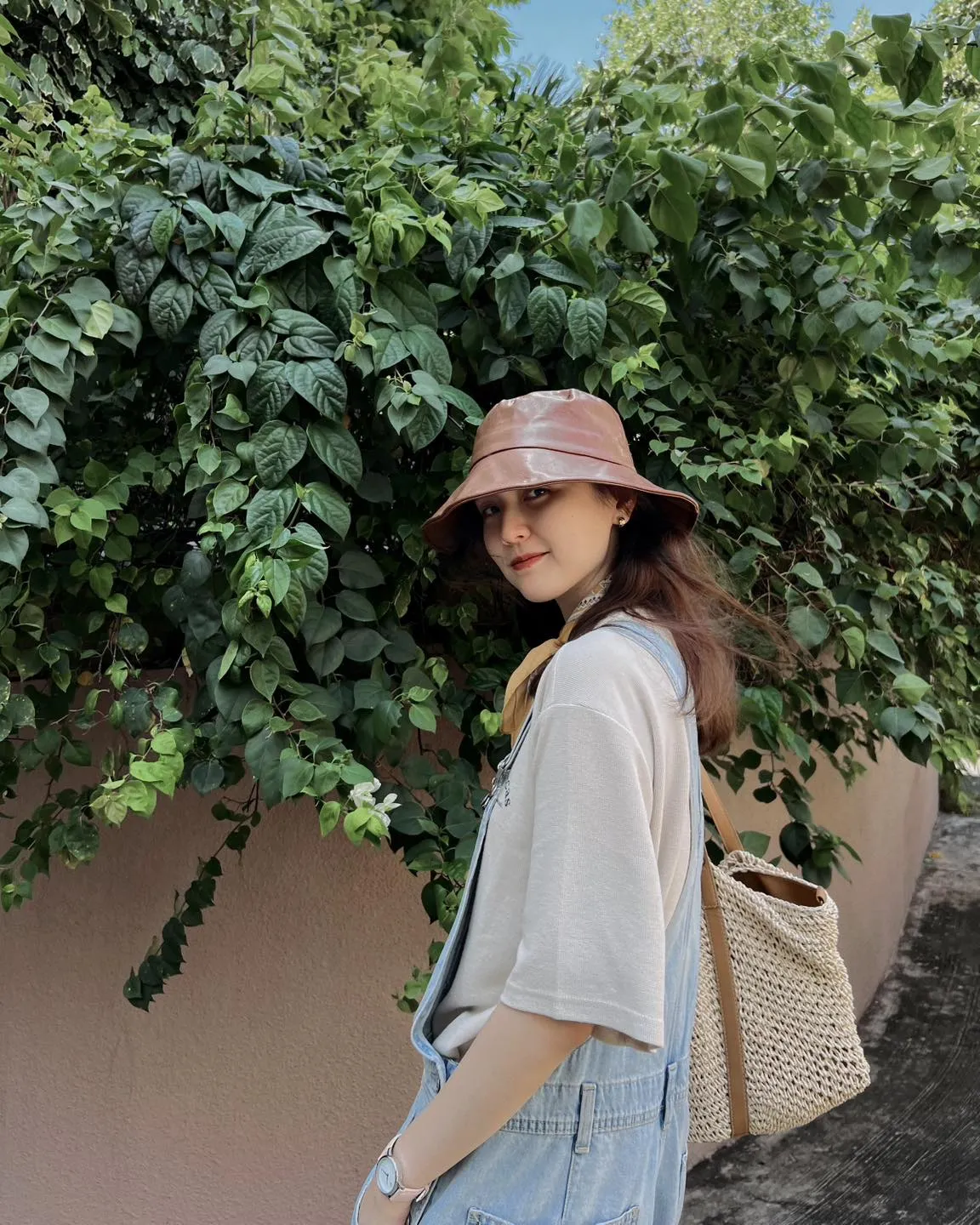 hai-tu--nang-tho-cua-son-tung-tung-bi-quay-lung-chi-trich-khap-noi-hien-co-cuoc-song-ra-sao-2