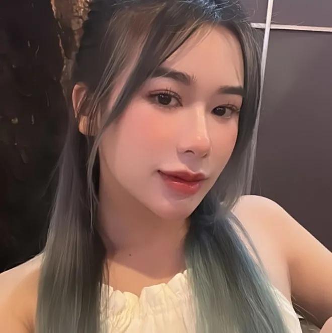 co-gai-9x-duoc-bo-dat-ten-dai-24-ky-tu-hoa-ra-la-ghep-tu-ten-nhung-nguoi-minh-ghet-nhat-1