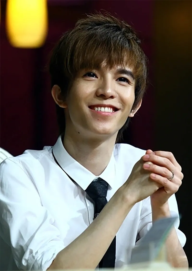 quach-kinh-minh-bat-ngo-xoa-anh-hau-minh-hao-va-tuyen-bo-cuc-cang-du-dang-hop-tac-phim-chuyen-gi-day-1