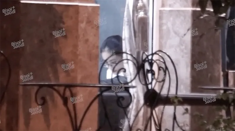 hoa-hau-y-nhi-lam-gi-suot-3-thang-bien-mat-khoi-showbiz-viet-vi-lum-xum-3