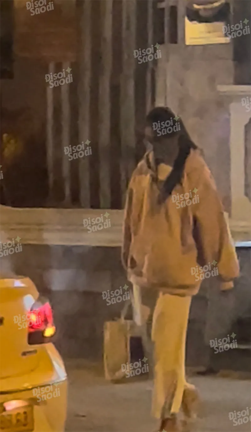 hoa-hau-y-nhi-lam-gi-suot-3-thang-bien-mat-khoi-showbiz-viet-vi-lum-xum-4