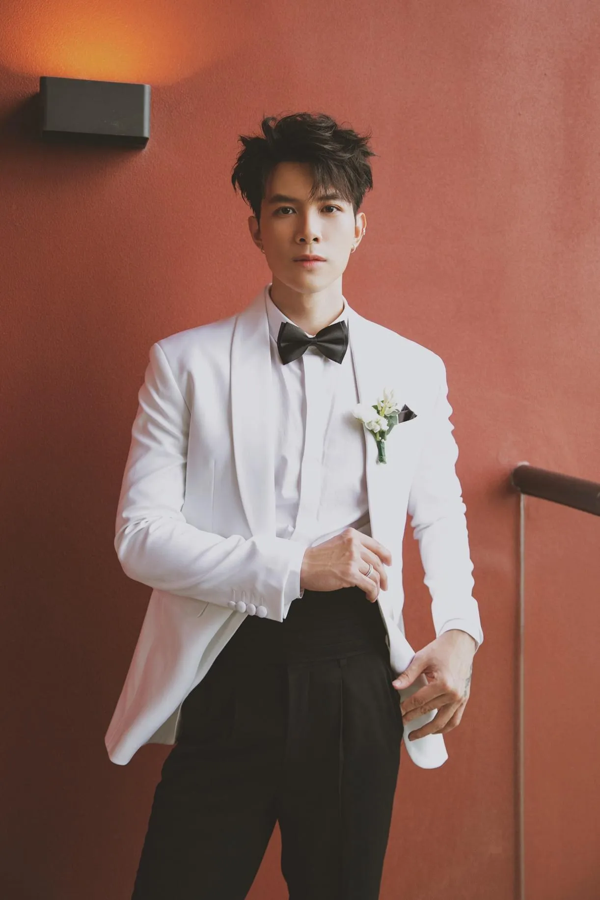 boc-ekip-khung-dung-sau-tiet-muc-cua-dieu-nhi-trong-chi-dep-2023-vai-tro-cua-anh-tu-la-gi-7