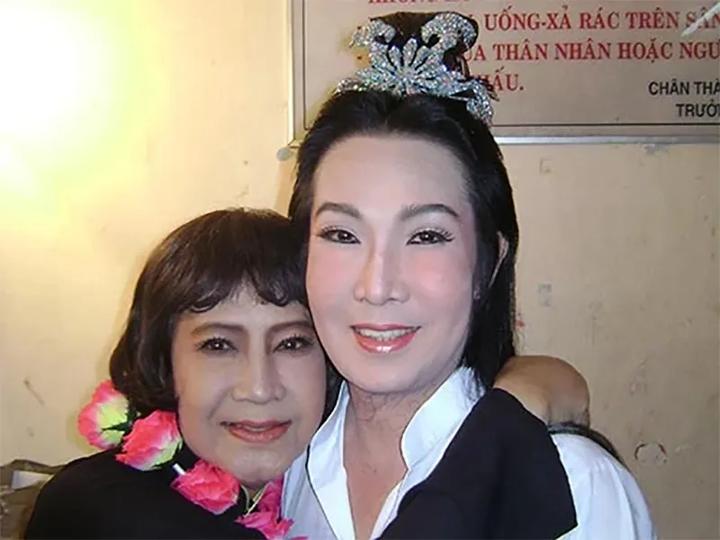 ro-clip-nguoi-thay-tiet-lo-co-ns-vu-linh-tung-co-1-con-trai-nguoi-quen-noi-them-goc-khuat-gia-dinh-3