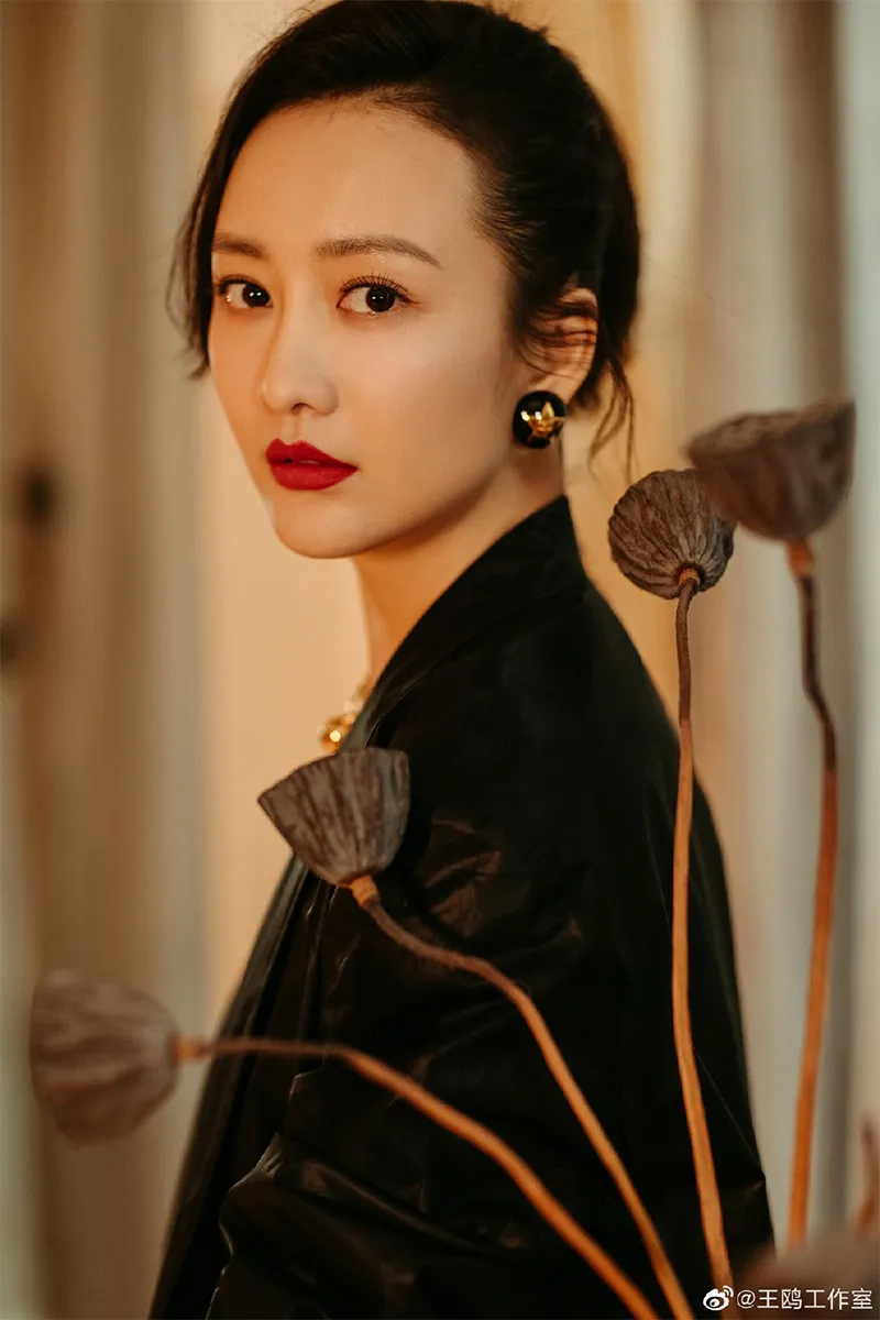 sao-nu-tung-bi-bat-doc-kich-ban-luc-2h-sang-trong-khach-san-voi-tai-tu-da-co-vo-ro-nghi-van-mang-thai-7