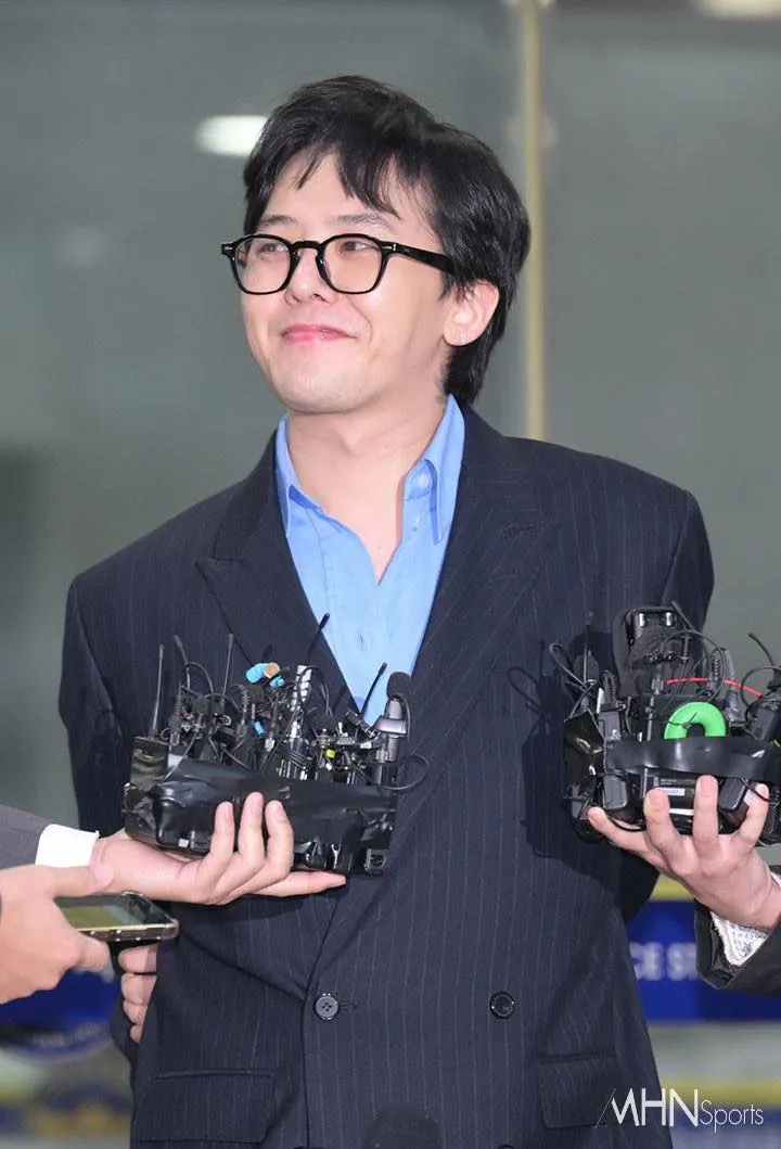 hanh-dong-ky-la-cua-g-dragon-voi-phong-vien-sau-khi-roi-so-canh-sat-gay-xon-xao-ket-qua-ban-dau-da-co-4