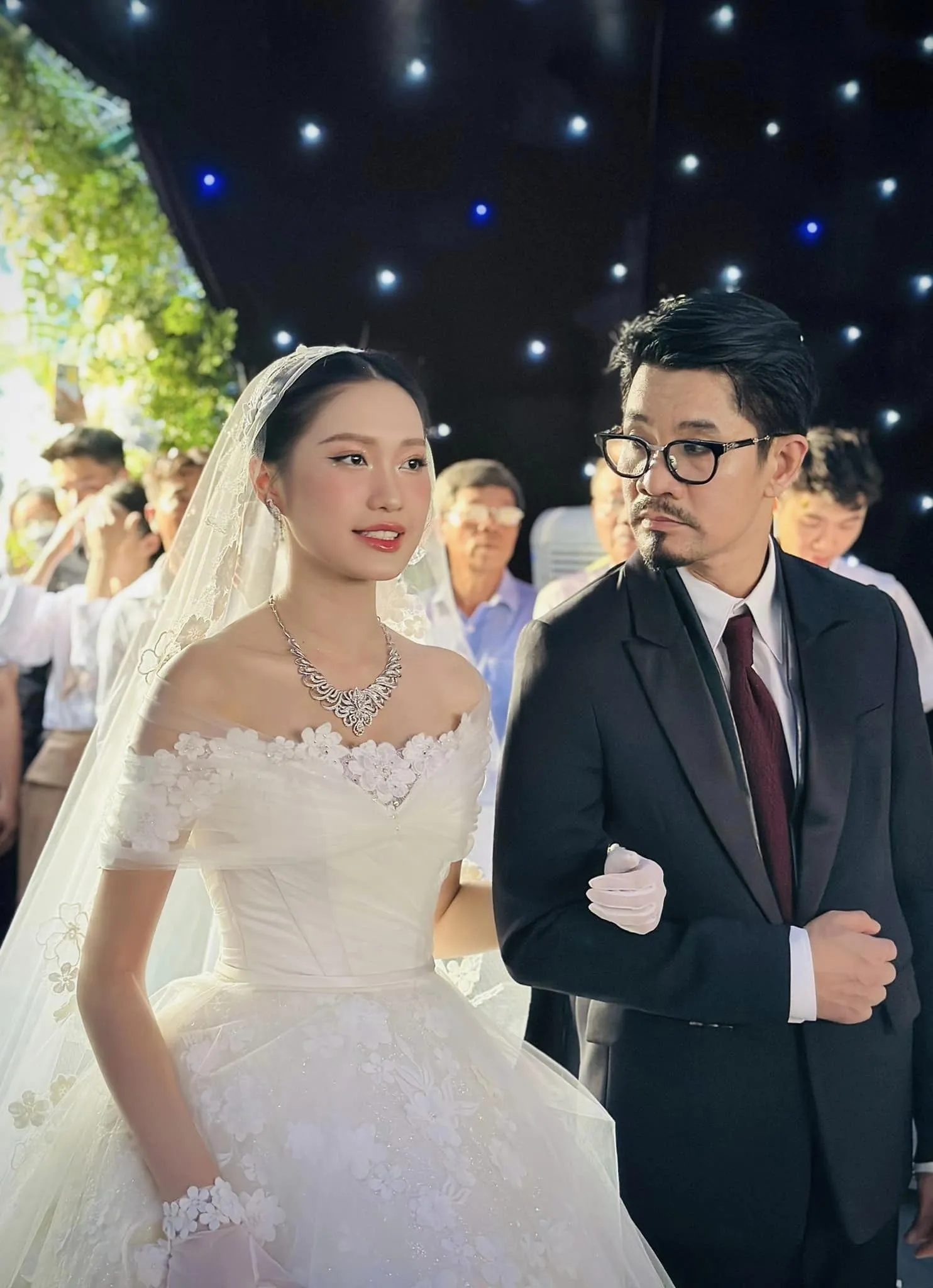 doan-van-hau--doan-hai-my-duoc-chuc-som-sinh-quy-tu-khach-moi-tiet-lo-co-roi-1