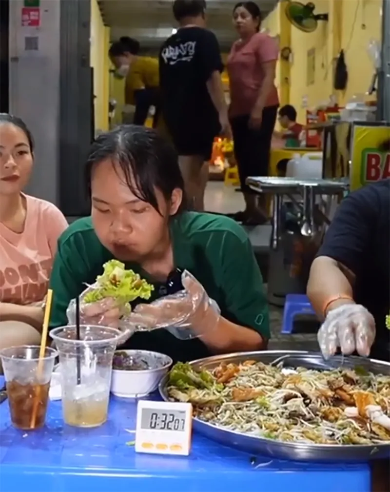 be-mai-thu-thach-an-do-sieu-khong-lo-nhan-cai-ket-dang-sau-thoi-gian-dai-kiem-tien-trieu-4