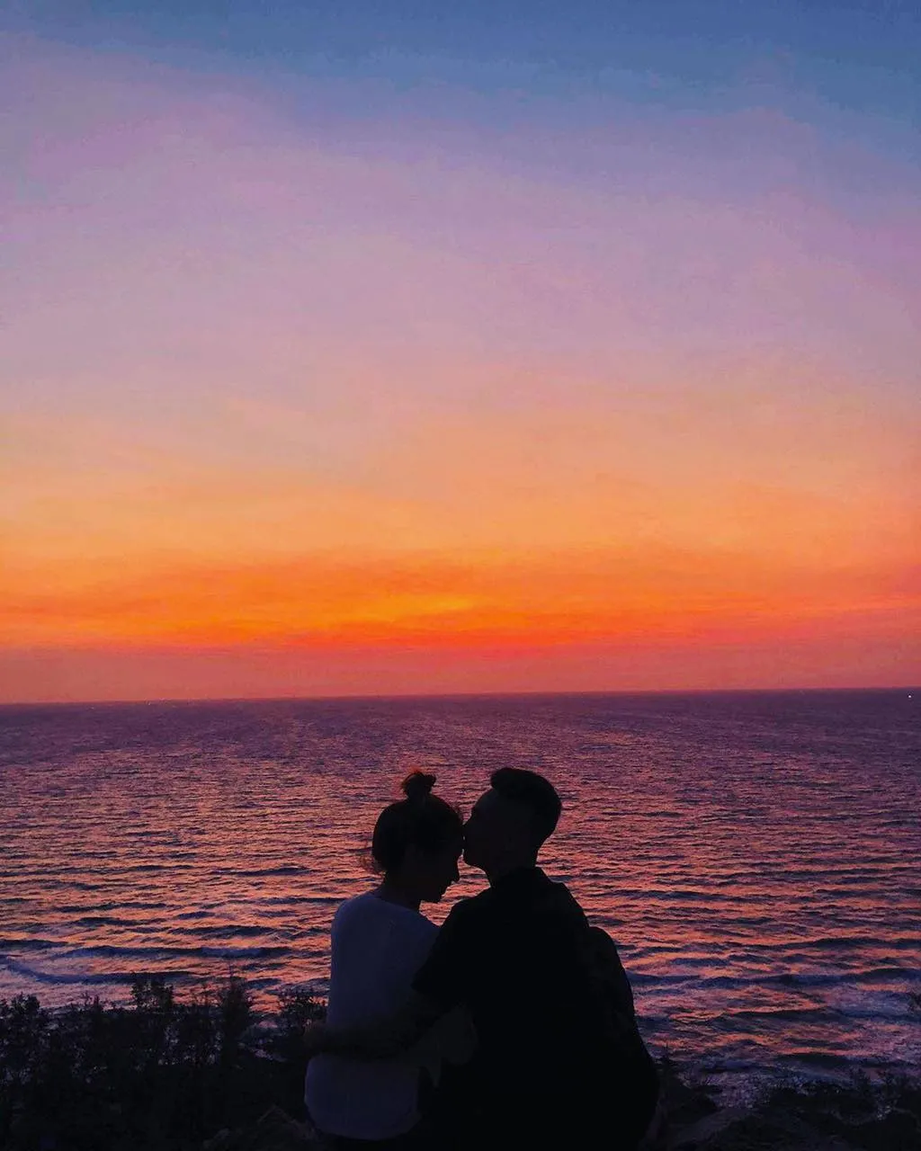 ban-trai-duoc-nam-em-cong-khai-anh-than-mat-la-ai-3