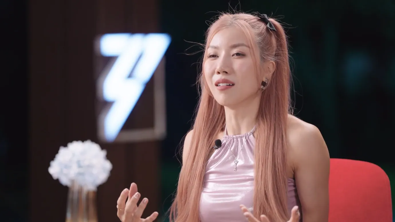 tu-nhan-to-bat-ngo-team-trang-phap-bong-nhan-tin-du-gan-cong-dien-1-khien-netizen-lo-nguy-co-bi-loai-cao-1