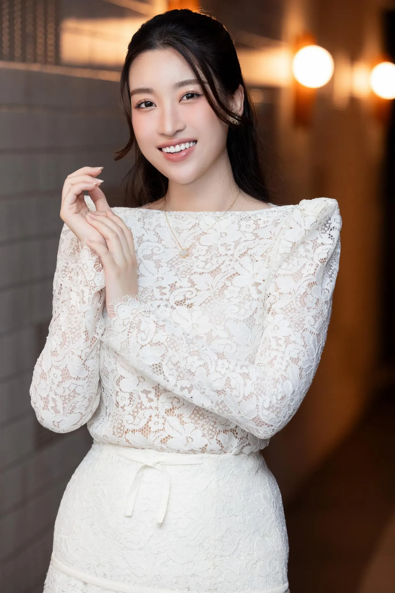 do-my-linh-duoc-khen-nhuan-sac-sau-khi-sinh-dan-mang-soi-lo-mat-moc-met-moi-luc-3h-sang-ben-bo-chong-5