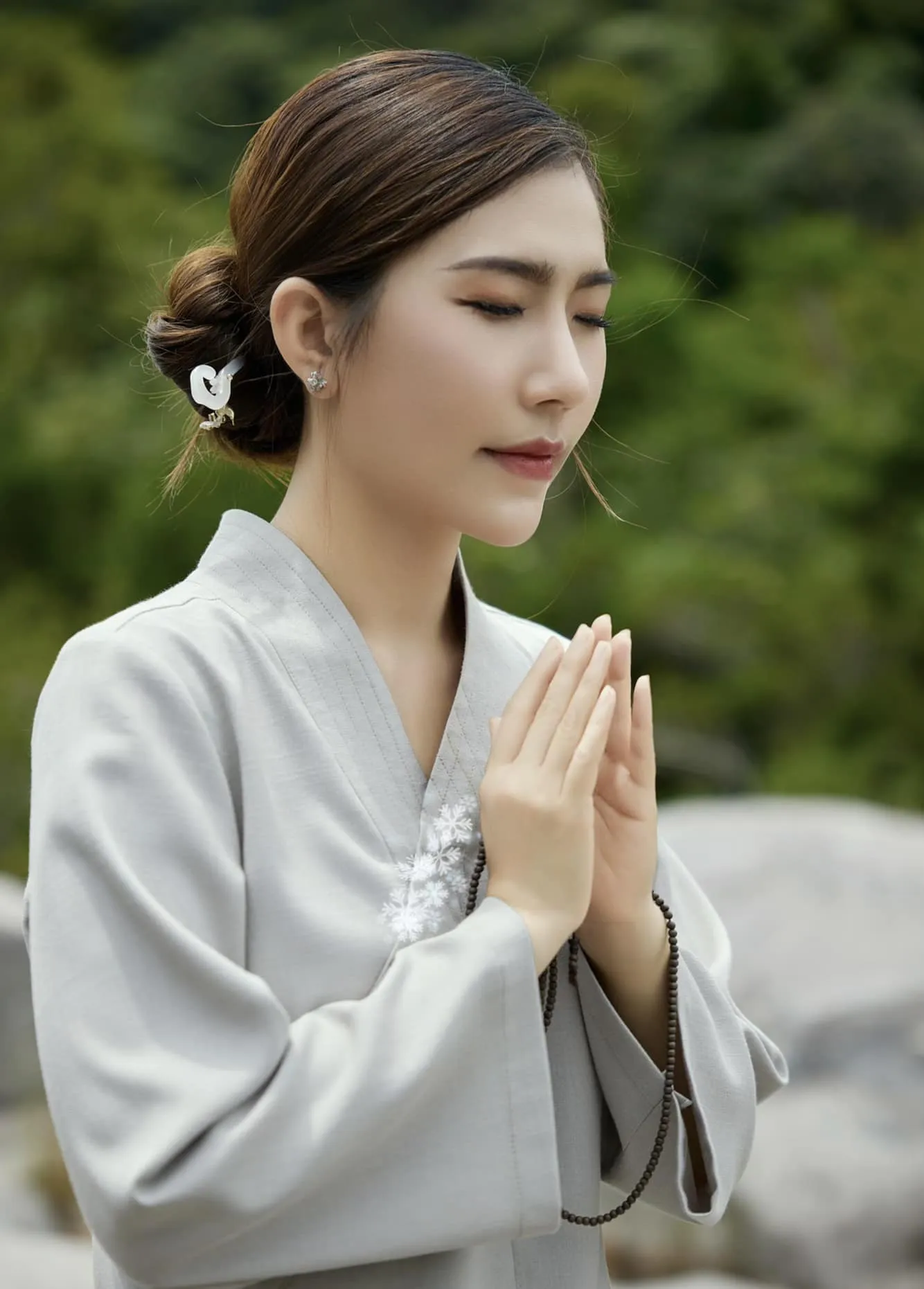 hoa-hau-hoang-y-nhung-tuyen-bo-truong-chay-va-cat-dut-chuyen-tinh-ai-sau-hon-10-nam-vao-nghe-1