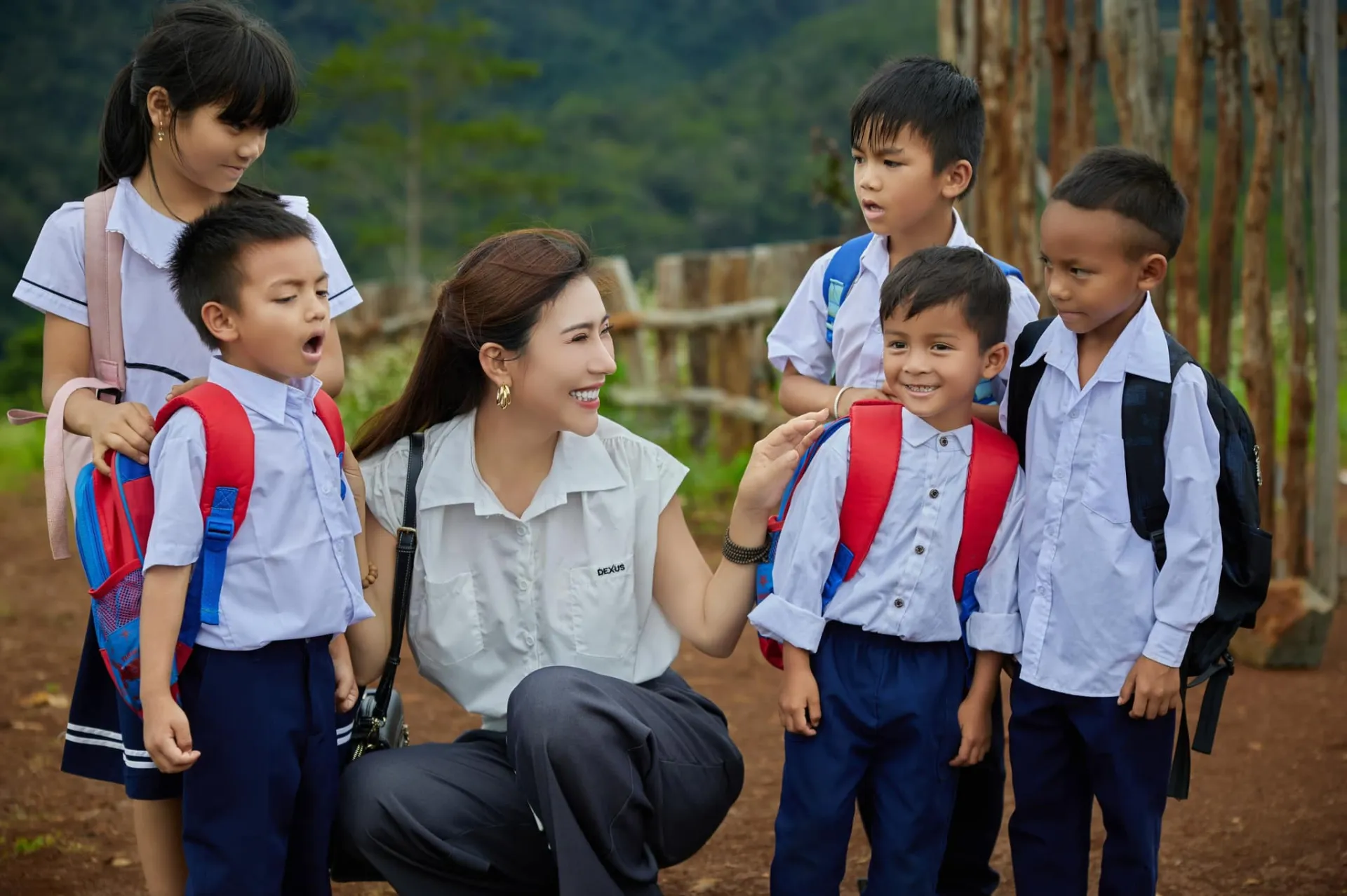 hoa-hau-hoang-y-nhung-tuyen-bo-truong-chay-va-cat-dut-chuyen-tinh-ai-sau-hon-10-nam-vao-nghe-4