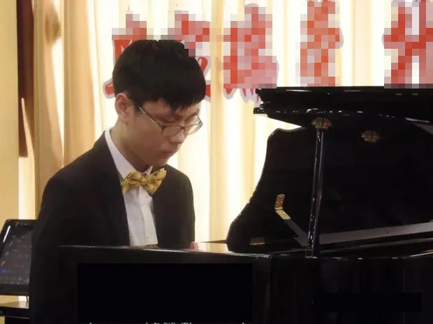 nuoi-con-trai-den-3-tuoi-van-chua-biet-noi-trong-mot-dem-con-cat-tieng-khien-cha-me-hoang-so-chuyen-nha-4