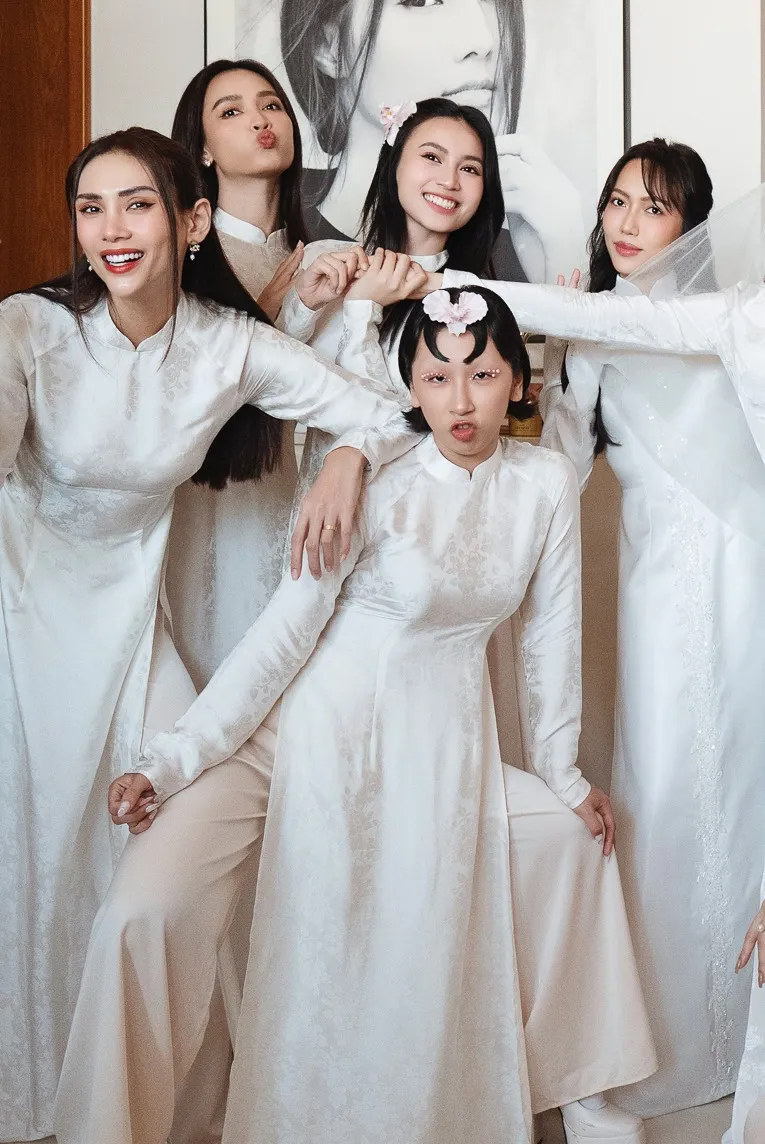 mot-sao-nu-vbiz-di-dam-cuoi-diem-my-9x-tao-hinh-co-1-0-2-bi-netizen-doi-day-ra-khoi-khung-hinh-5