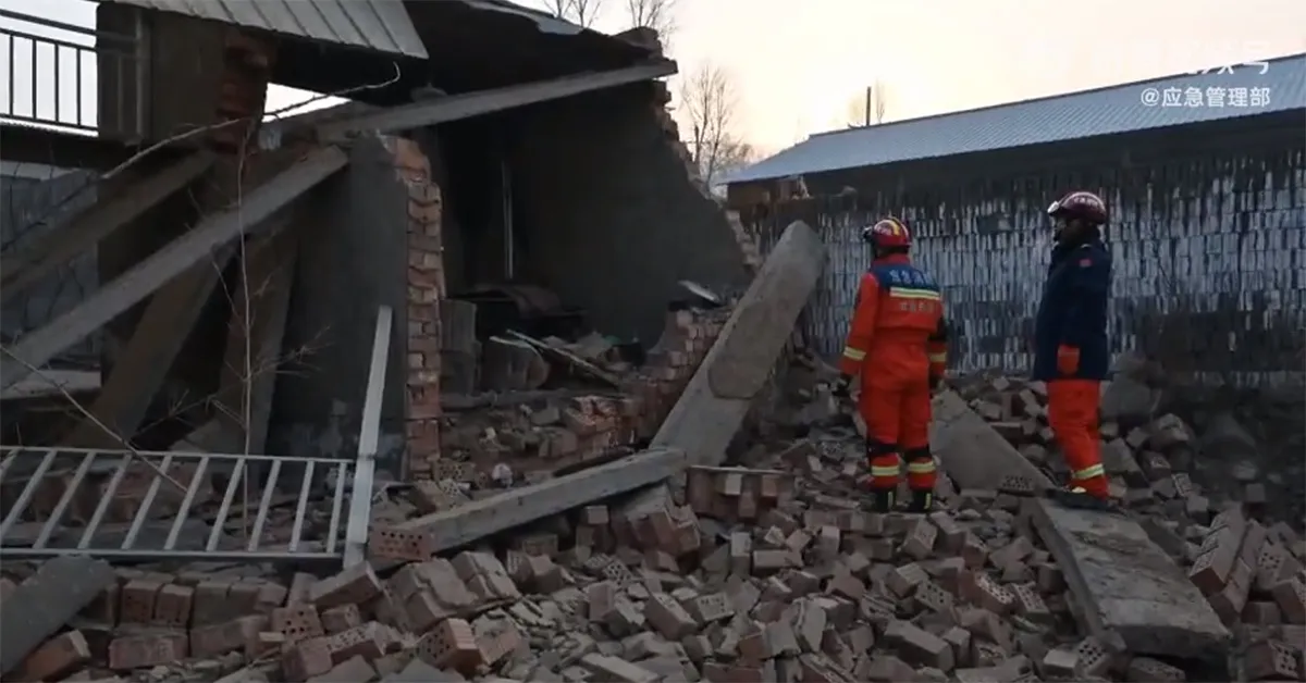 canh-tuong-sau-tran-dong-dat-nua-dem-khien-1-thanh-pho-o-trung-quoc-tan-hoang-hon-111-nguoi-khong-qua-khoi-5