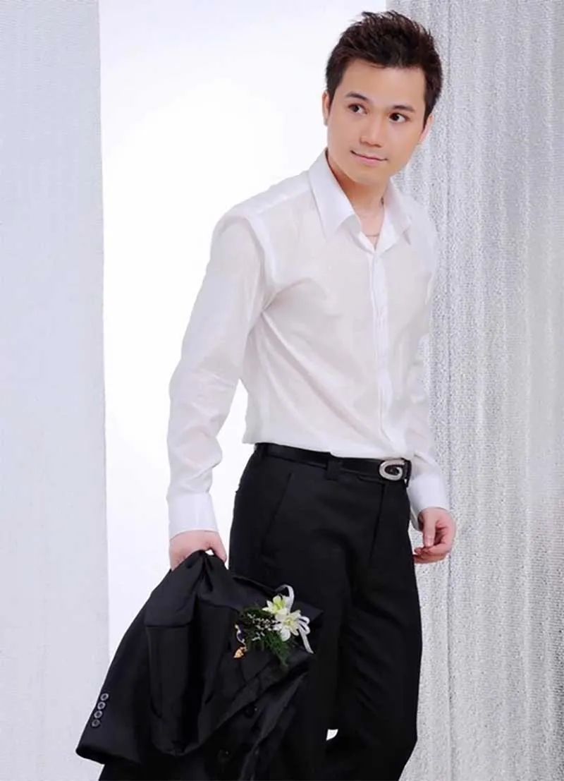 thanh-vien-nhom-nhac-viet-noi-tieng-mot-thoi-qua-doi-ban-be-bang-hoang-xot-thuong-1