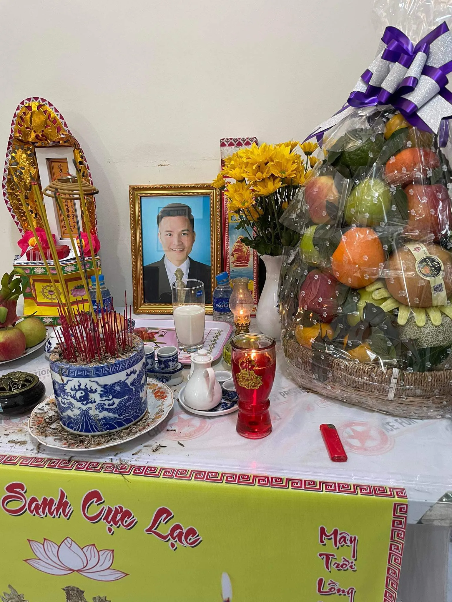 thanh-vien-nhom-nhac-viet-noi-tieng-mot-thoi-qua-doi-ban-be-bang-hoang-xot-thuong-3