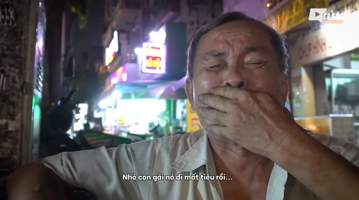 cu-ong-70-tuoi-2-lan-mac-tai-bien-ngay-ngay-va-xe-muu-sinh-con-gai-di-lam-xa-goi-dien-deu-tat-may-1