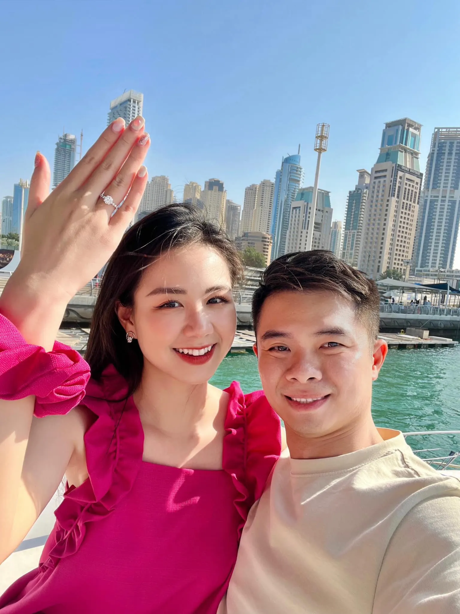 than-the-chong-cua-co-dau-xinh-nhu-hoa-hau-trong-clip-5-trieu-view-4