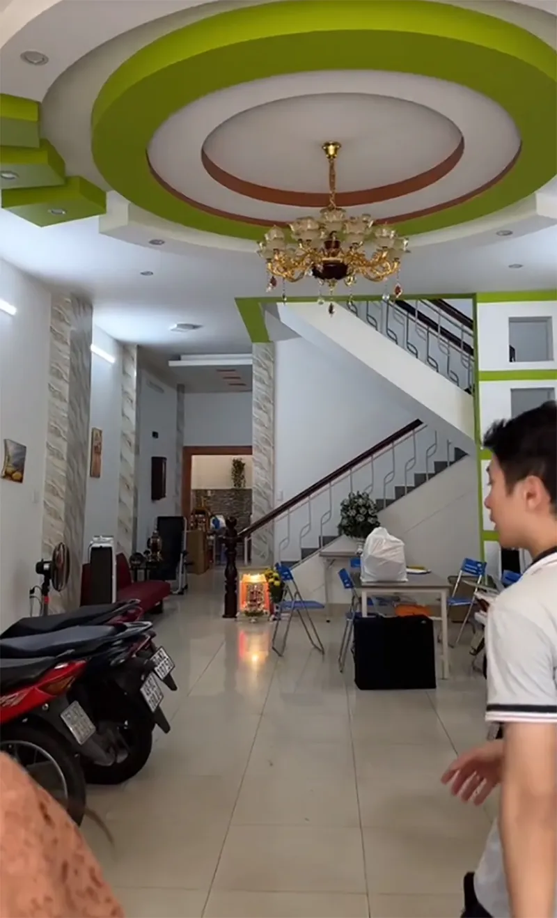 khong-phai-haha-day-moi-la-tiktoker-rich-kid-trong-truyen-thuyet-mua-nha-mat-pho-14-ty-lap-luon-thang-may-4-tang-3