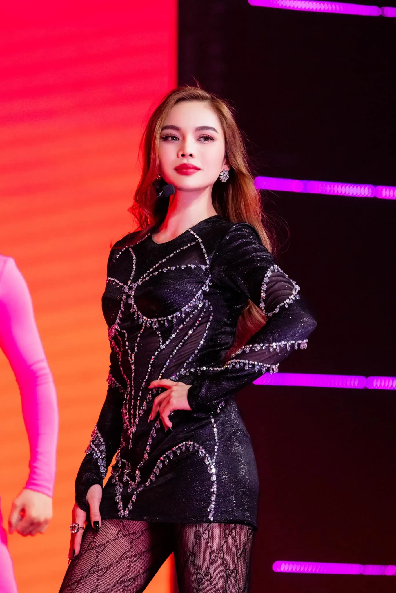 giang-hong-ngoc-tuyen-bo-khong-tham-gia-vong-hoi-sinh-cua-chi-dep-2023-netizen-bay-to-tiec-nuoi-2