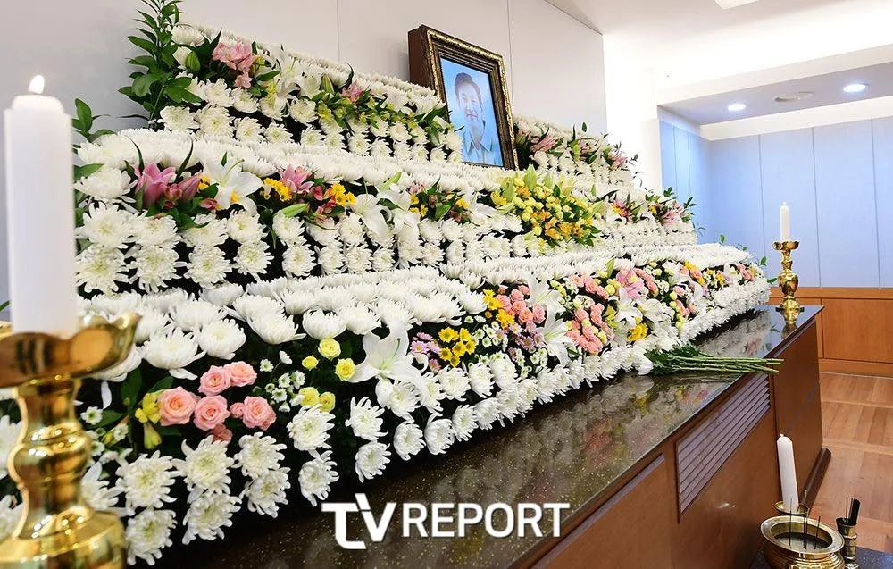 cong-bo-noi-dung-la-thu-cuoi-cung-lee-sun-kyun-de-lai-cho-vo-truoc-khi-lam-dieu-dai-dot-trong-xe-o-to-