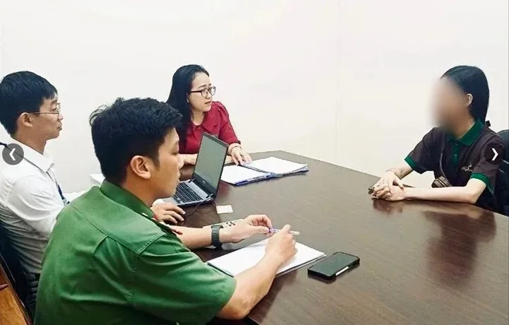 tiktoker-hua-quoc-anh-quay-clip-o-den-co-campuchia-nhung-ghep-anh-vua-thai-lan-bi-phat-bao-nhieu-tien-1