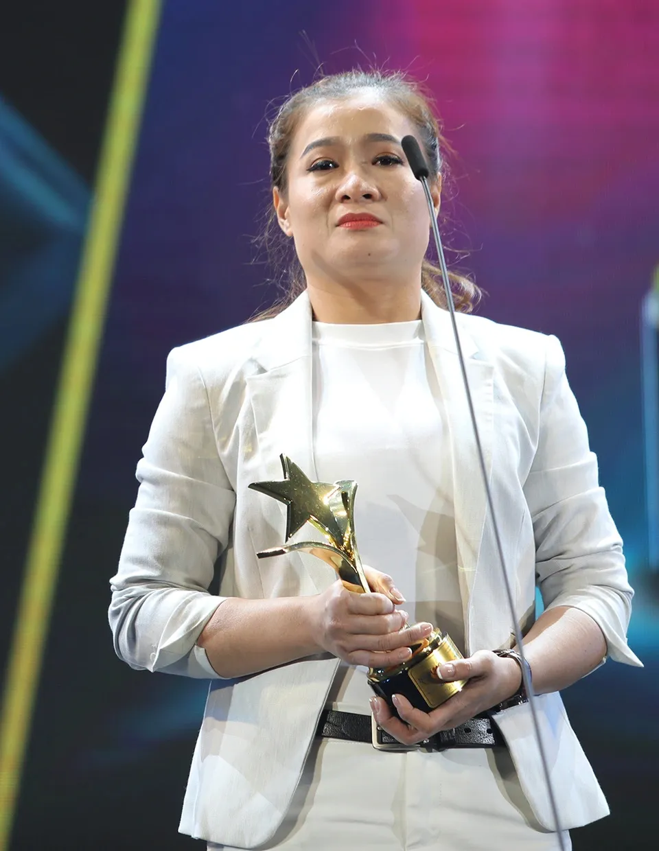 nu-dien-vien-hoa-tran-trong-hai-phuong-la-ai-5