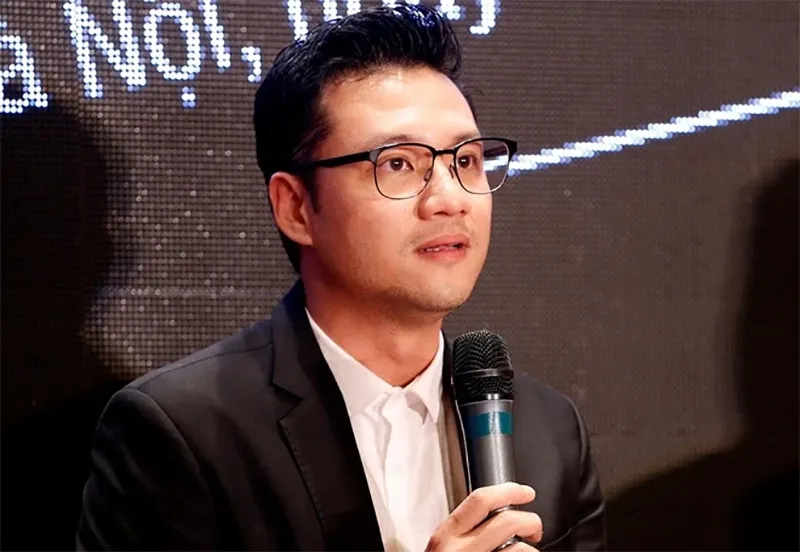 vi-sao-dao-dien-tran-luc-dot-ngot-rut-khoi-tao-quan-2024-danh-tinh-nguoi-thay-the-la-ai-4