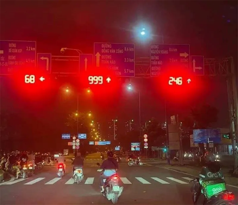 tphcm-co-mot-con-duong-rong-rai-thoang-dang-nhung-dan-dia-phuong-khuyen-khong-nen-di-nguyen-nhan-nga-ngua-2