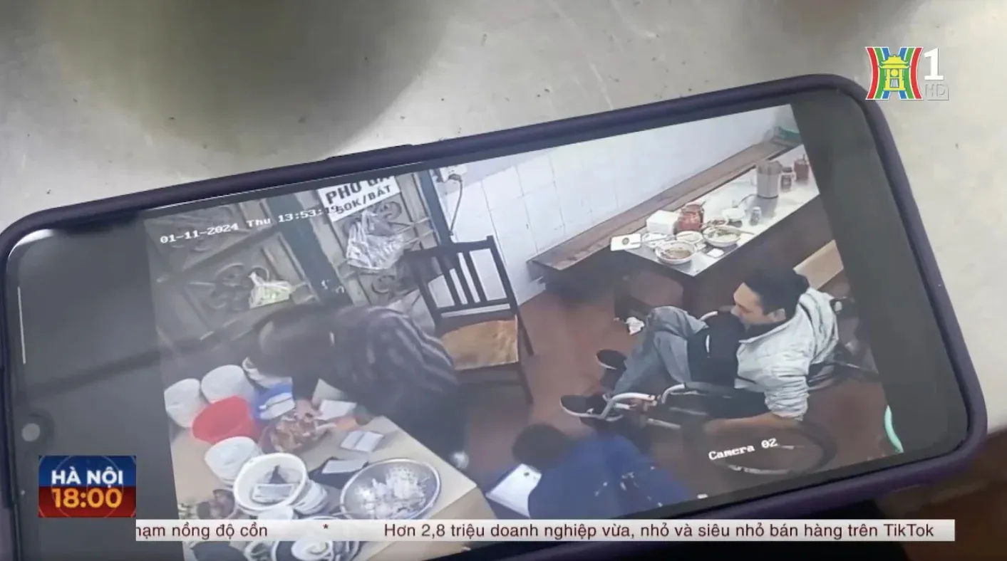 thuc-hu-chuyen-nam-tiktoker-noi-chu-quan-pho-duoi-vi-ngoi-xe-lan-bi-phat-75-trieu-dong-3
