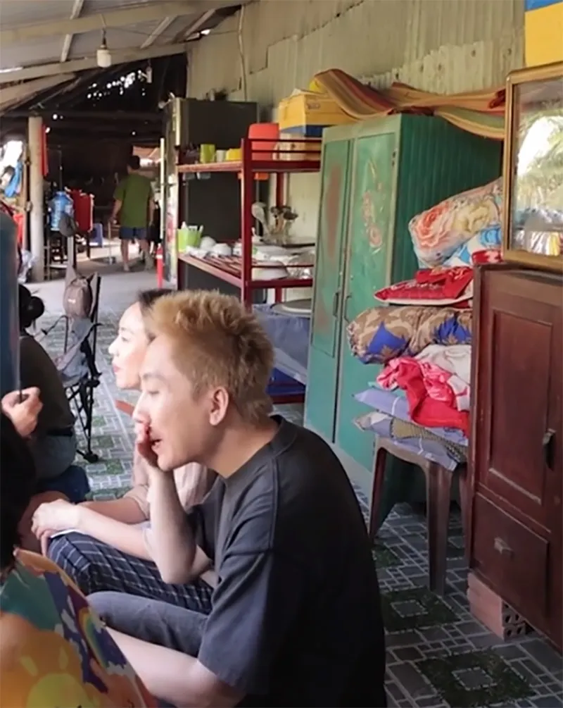 gin-tuan-kiet-he-lo-phat-la-sap-dam-cuoi-voi-hoa-hau-dan-tinh-ran-ran-hong-danh-tinh-nha-gai-3