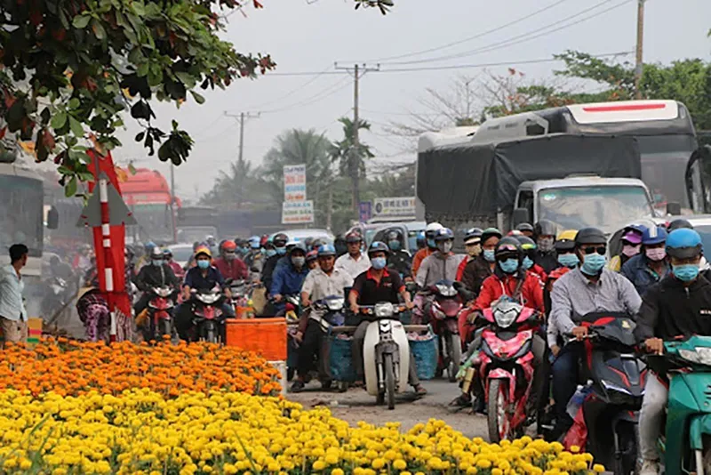 huong-dan-cach-nghi-tet-som-danh-cho-nguoi-lao-dong-xa-que-hop-phap-1