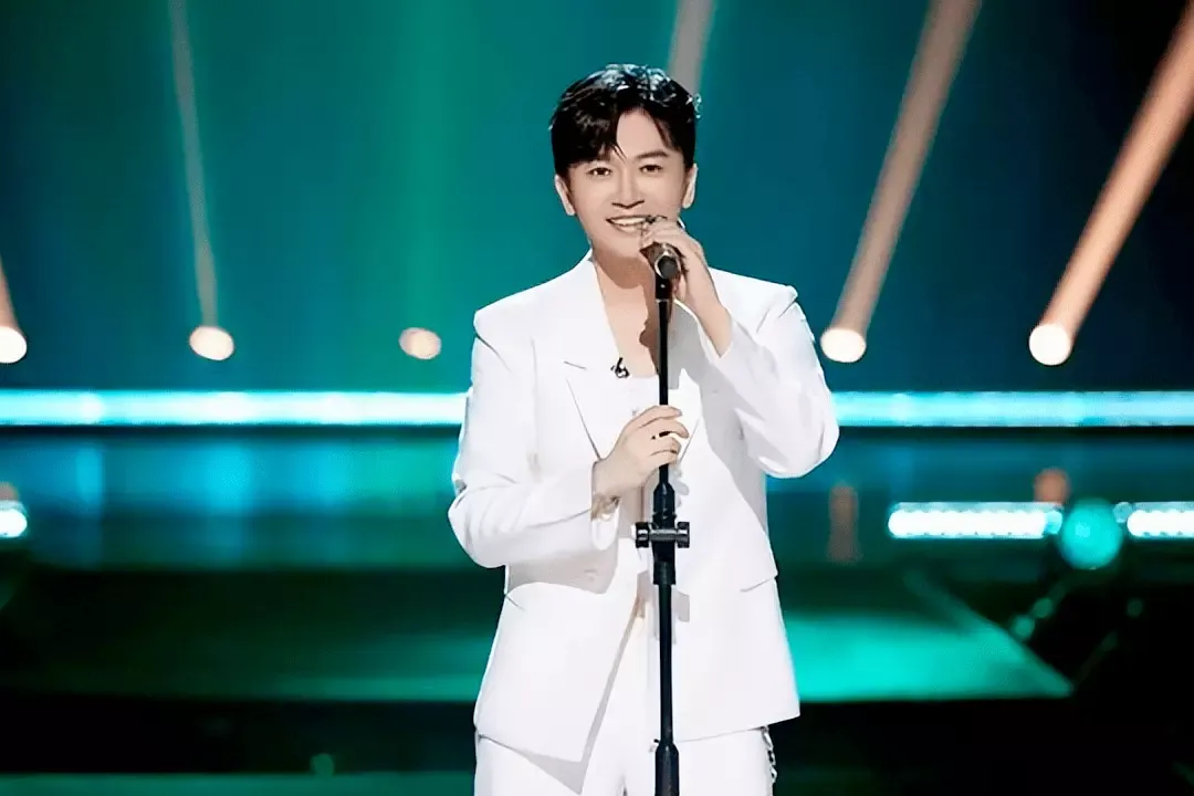 lam-chi-dinh-to-huu-bang-va-dan-tai-tu-vuc-day-danh-tieng-nho-tham-gia-anh-trai-vuot-moi-chong-gai-13