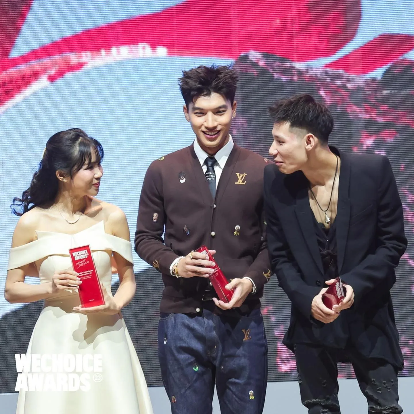 hieuthuhai-thong-bao-bi-mat-2-chiec-cup-dien-xong-di-xuong-khong-thay-cup-dau-5