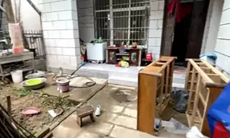 doc-la-cong-ty-muon-ep-nhan-vien-tu-nghi-viec-nen-nghi-ra-cach-chuyen-van-phong-len-nui-3