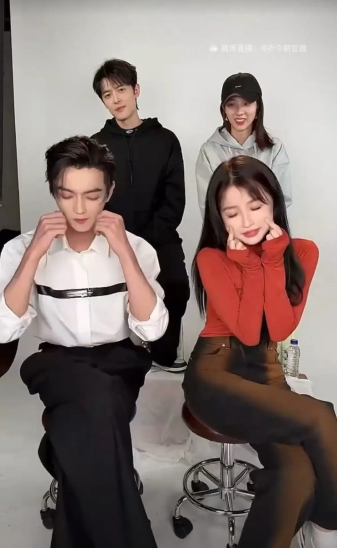 tin-nong-cbiz-ngay-1-2-phim-cua-duong-tu-dung-chieu-o-viet-nam-dang-vi-lo-anh-be-con-11