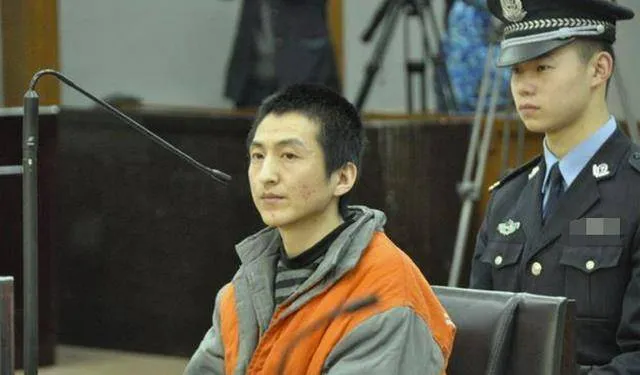 co-cung-cu-5-gio-chieu-la-dong-cua-duoi-het-khach-di-ve-nguyen-nhan-tu-vu-viec-chan-dong-trong-qua-khu-5